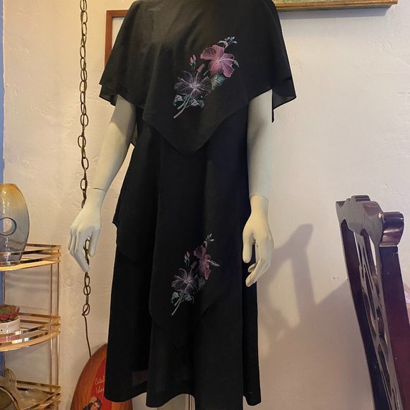 Beautiful 1970s Boho Hippie Dress With Flowers M-L - Picture 2 of 4